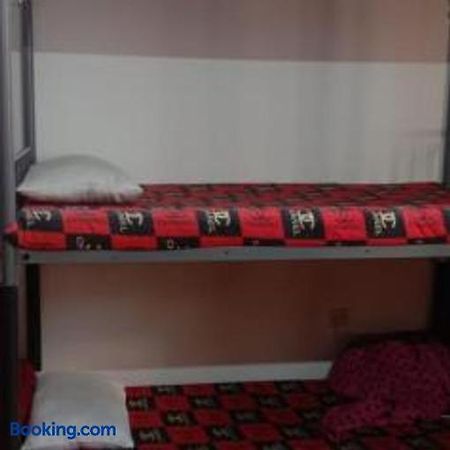 Dormitory Bed Space In A Shared Room Sharjah Exterior photo