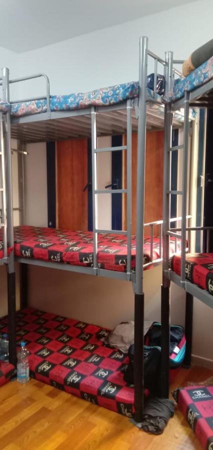 Dormitory Bed Space In A Shared Room Sharjah Exterior photo