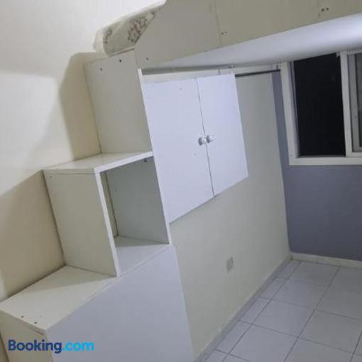 Dormitory Bed Space In A Shared Room Sharjah Exterior photo