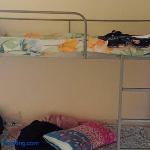 Dormitory Bed Space In A Shared Room Sharjah Exterior photo